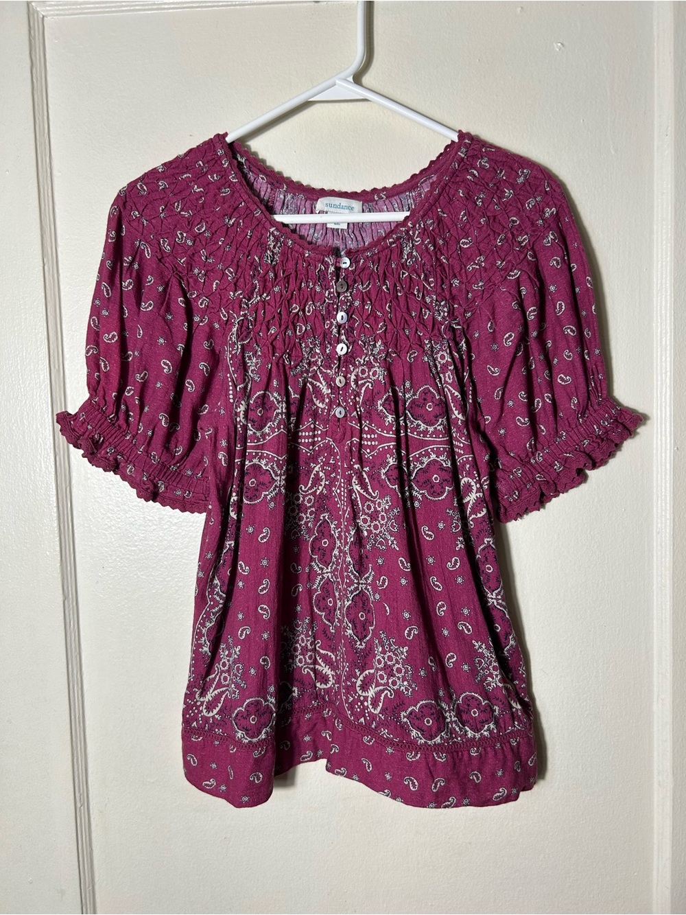Sundance magenta paisley lodi top smocked womens S boho